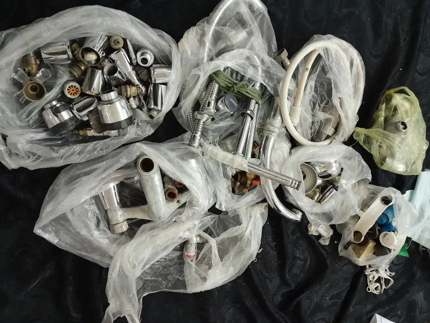 شیرالات|لوازم سرویس بهداشتی|اندیمشک, |دیوار