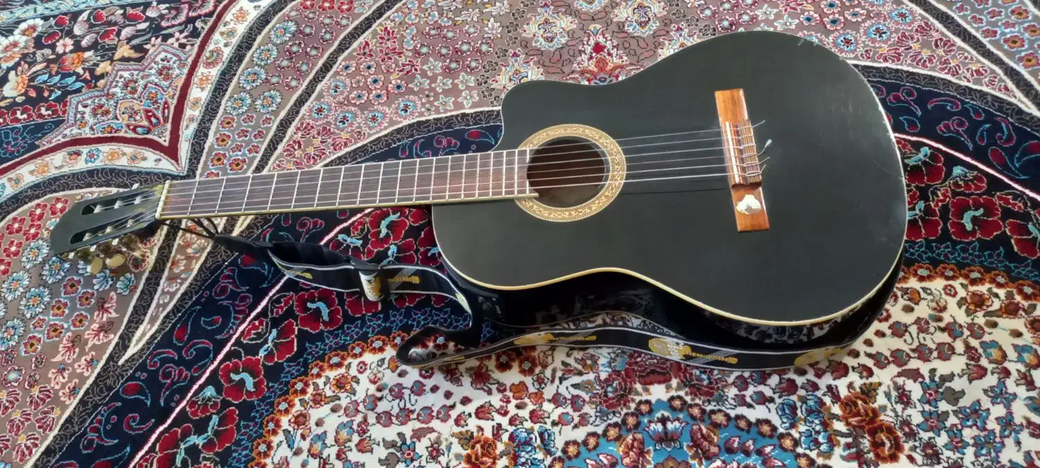 گیتار پیکاپدار|گیتار، بیس، امپلیفایر|اسلامآباد غرب, |دیوار