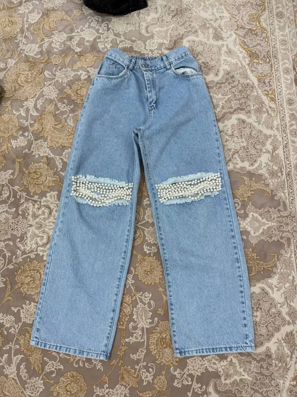 شلوار بگ‌و شافل در حدکاملا سالم و تمیزدونه ای ۷۰۰|لباس|نسیم‌شهر, |دیوار