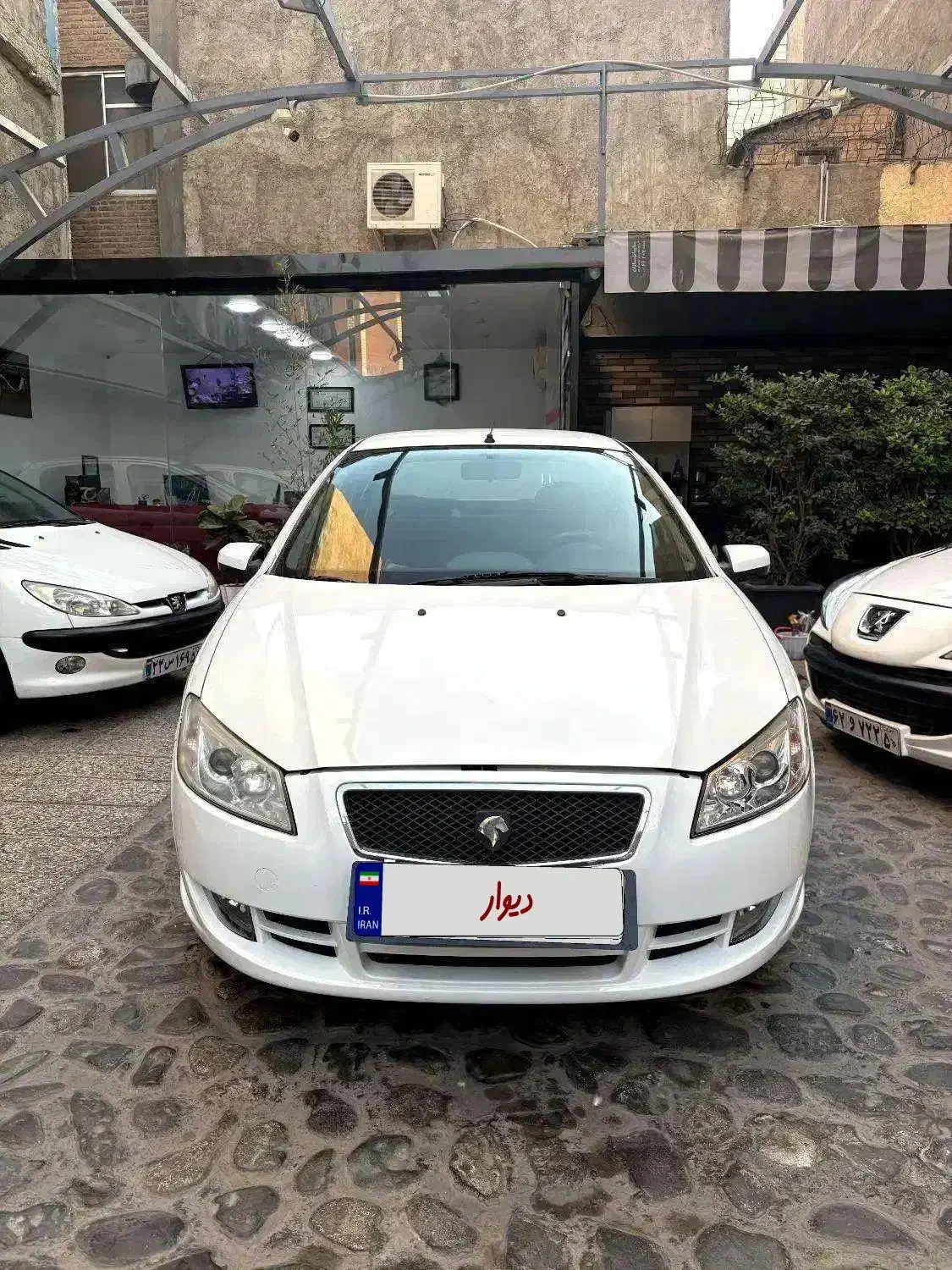 رانا ۹۳ بدون رنگ تک برگ نقد/ اقساط / معاوضه|خودرو سواری و وانت|تهران, سلسبیل جنوبی|دیوار