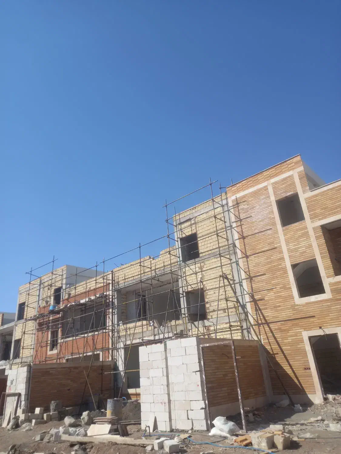 اکیپ،نماکارگچ کار،کاشی کار،،کارگر ساده دائم|استخدام معماری، عمران و ساختمانی|اردستان, |دیوار