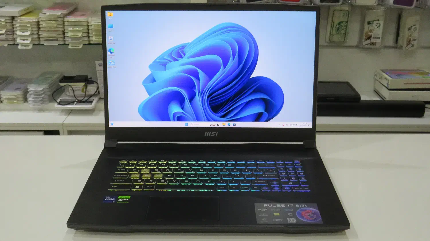 لپ تاپ گیمینگ msi/در حد نو واقعی/i9/نسل 13/4060|رایانه همراه|تهران, شهرک صدرا|دیوار