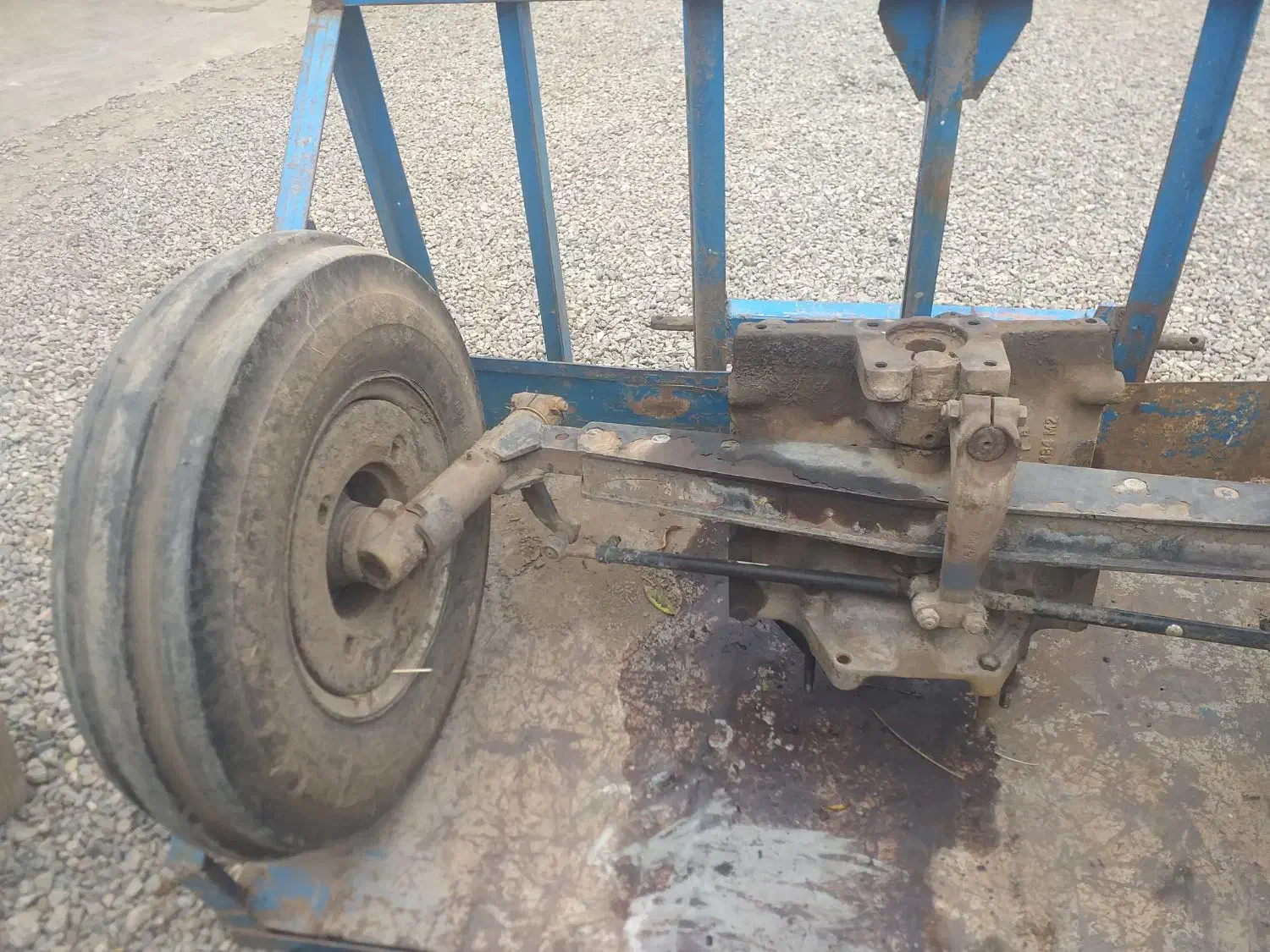 اکسل تراکتور ۲۸۵|قطعات یدکی و لوازم جانبی|فاضل آباد, |دیوار