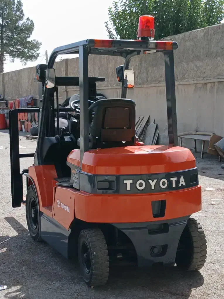 لیفتراک تویوتا برقی 7F|خودرو سنگین|تهران, امام زاده حسن|دیوار