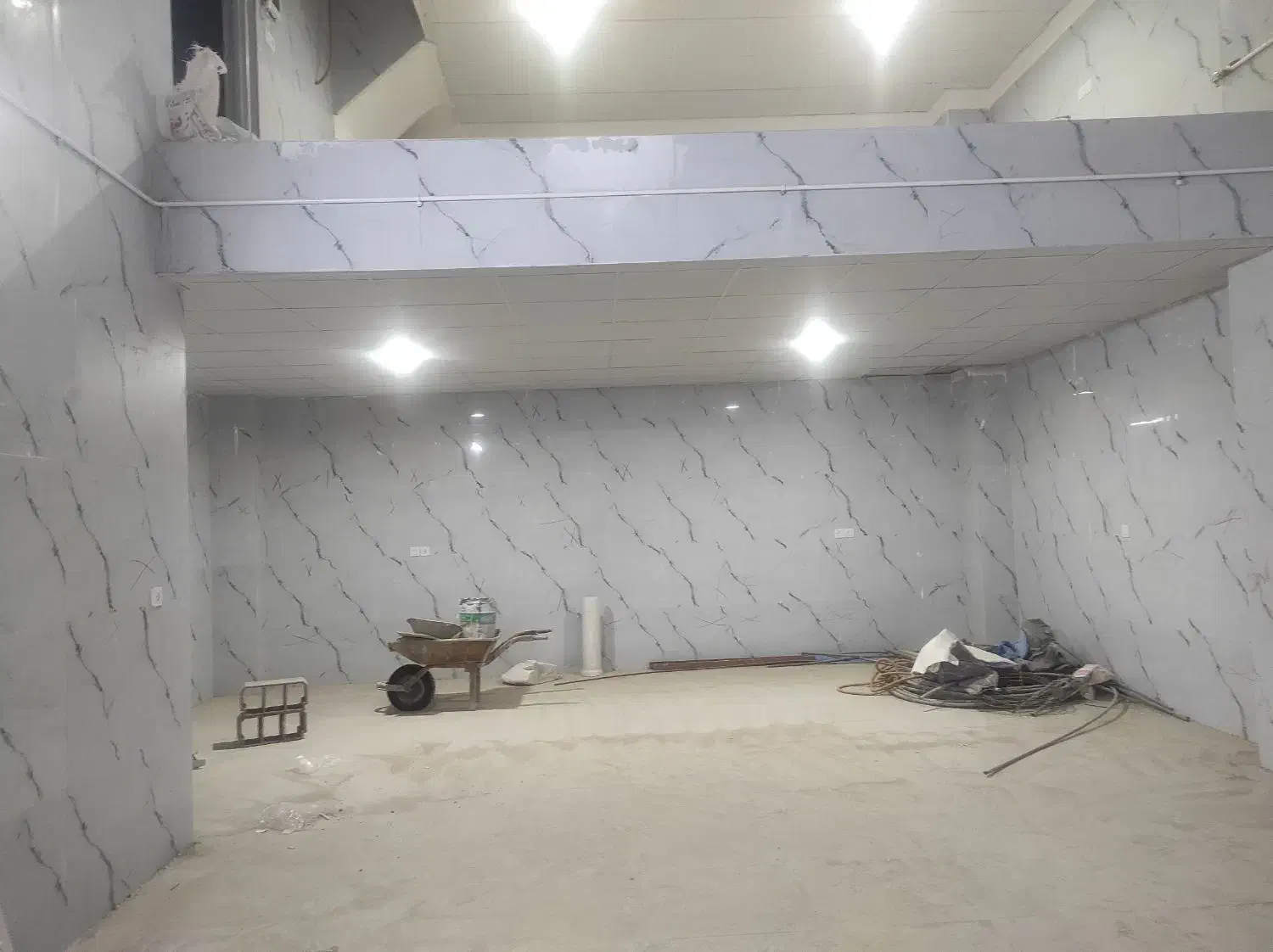 مغازه اجاره ای یا فروشی|اجارهٔ مغازه و غرفه|تفت, |دیوار