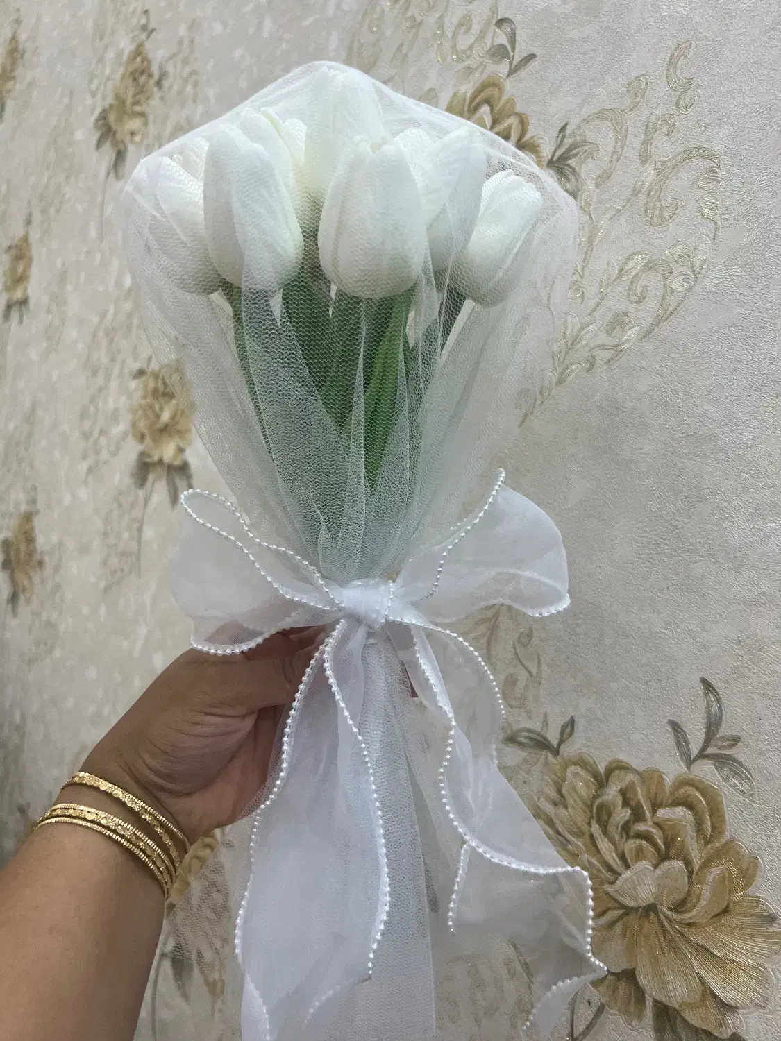 گل عروس  و سینی حنا عمده و تک|گل مصنوعی|زاهدان, |دیوار