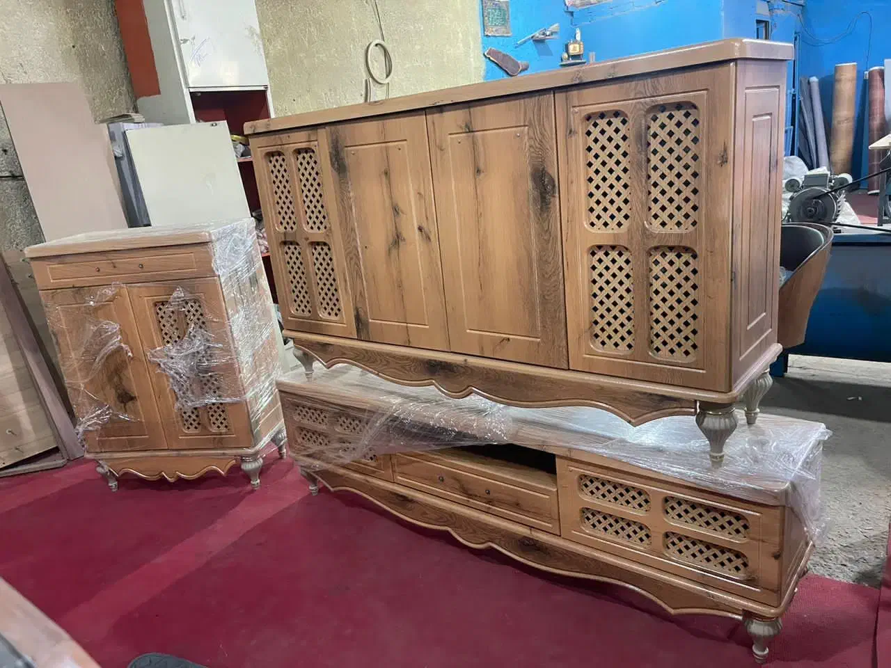 miz tv|میز تلویزیون|رشت, شهریاران|دیوار