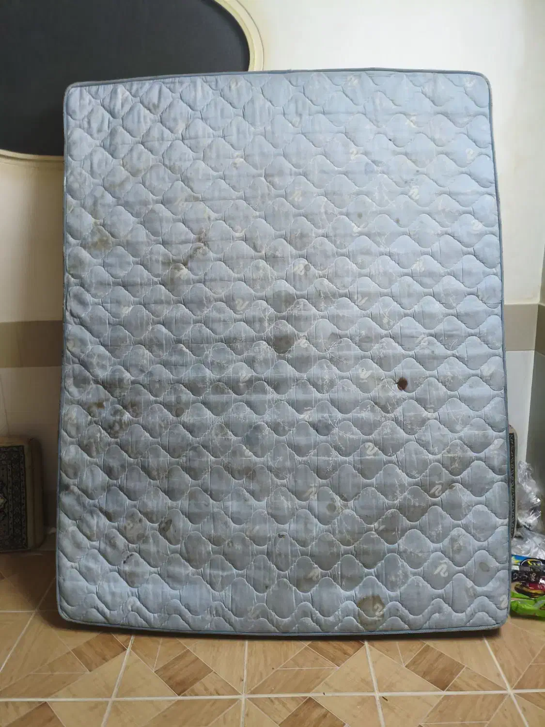 تشک دونفره کار کرده|تخت و سرویس خواب|قم, انصارالحسین|دیوار