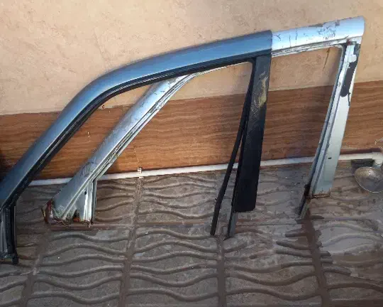 مقداری لوازم استوک خودرو با قیمت مناسب|قطعات یدکی و لوازم جانبی|کرمان, |دیوار