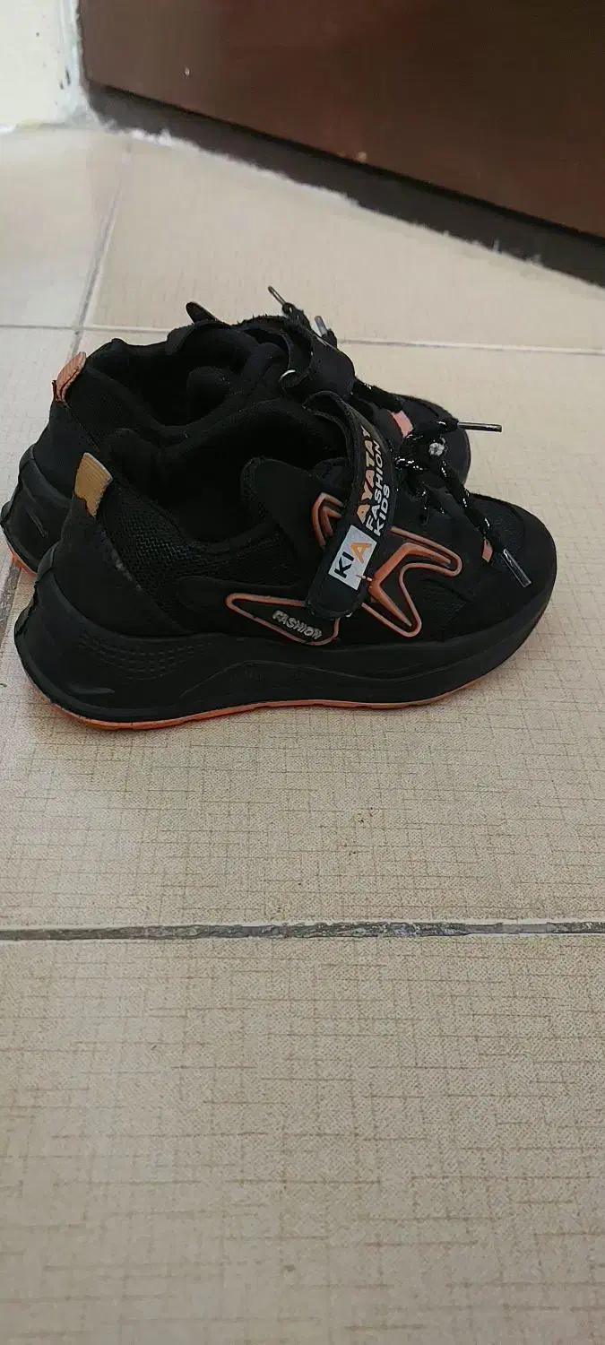 کفش پسرانه و دخترانه ۵تا۶ سال|کفش و لباس بچه|بیرجند, |دیوار