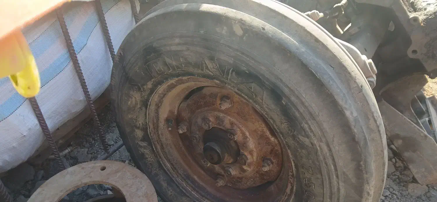 جلوبندی تراکتور|ماشینآلات صنعتی|سرخنکلاته, |دیوار