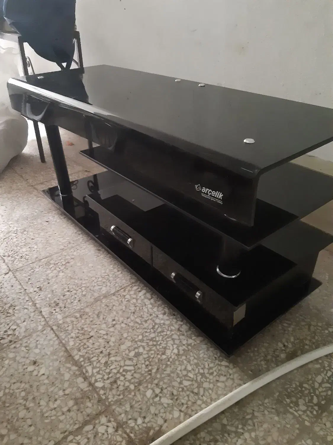 میز|میز تلویزیون|لاهیجان, گلستان|دیوار