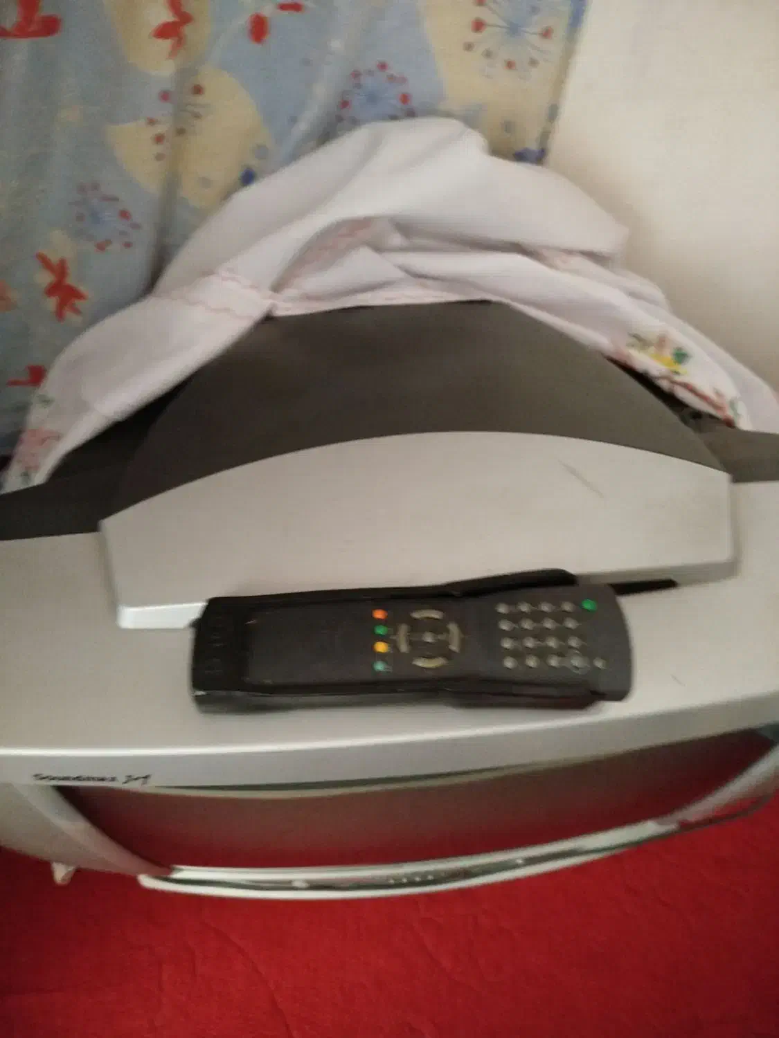 یخچال ژاپنی و بخاری آزمایش ویک تلویزیون فوری|تلویزیون و پروژکتور|قزوین, |دیوار