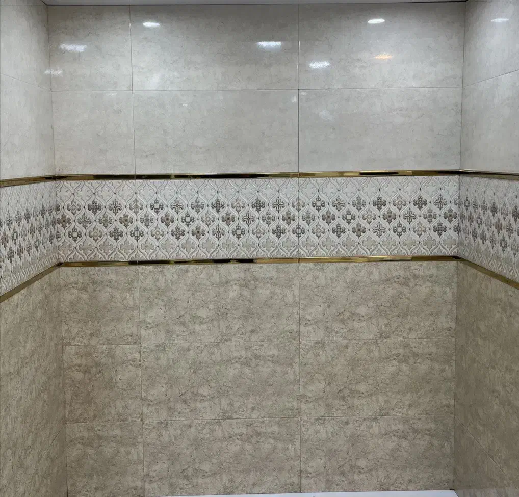 اوسا بنا. اجرای سرامیک دوغابی وخورده کاری|خدمات پیشه و مهارت|نجفآباد, شیخ بهایی|دیوار