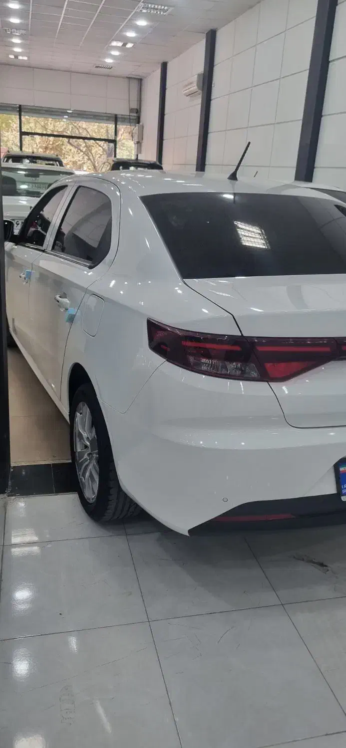 سواری تارا اتومات مدل ۴۰۲درحد صفر|خودرو سواری و وانت|سیرجان, |دیوار