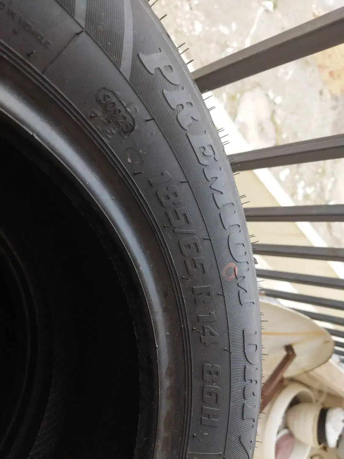 لاستیک بارز 14درجه یک|قطعات یدکی و لوازم جانبی|مشکیندشت, |دیوار