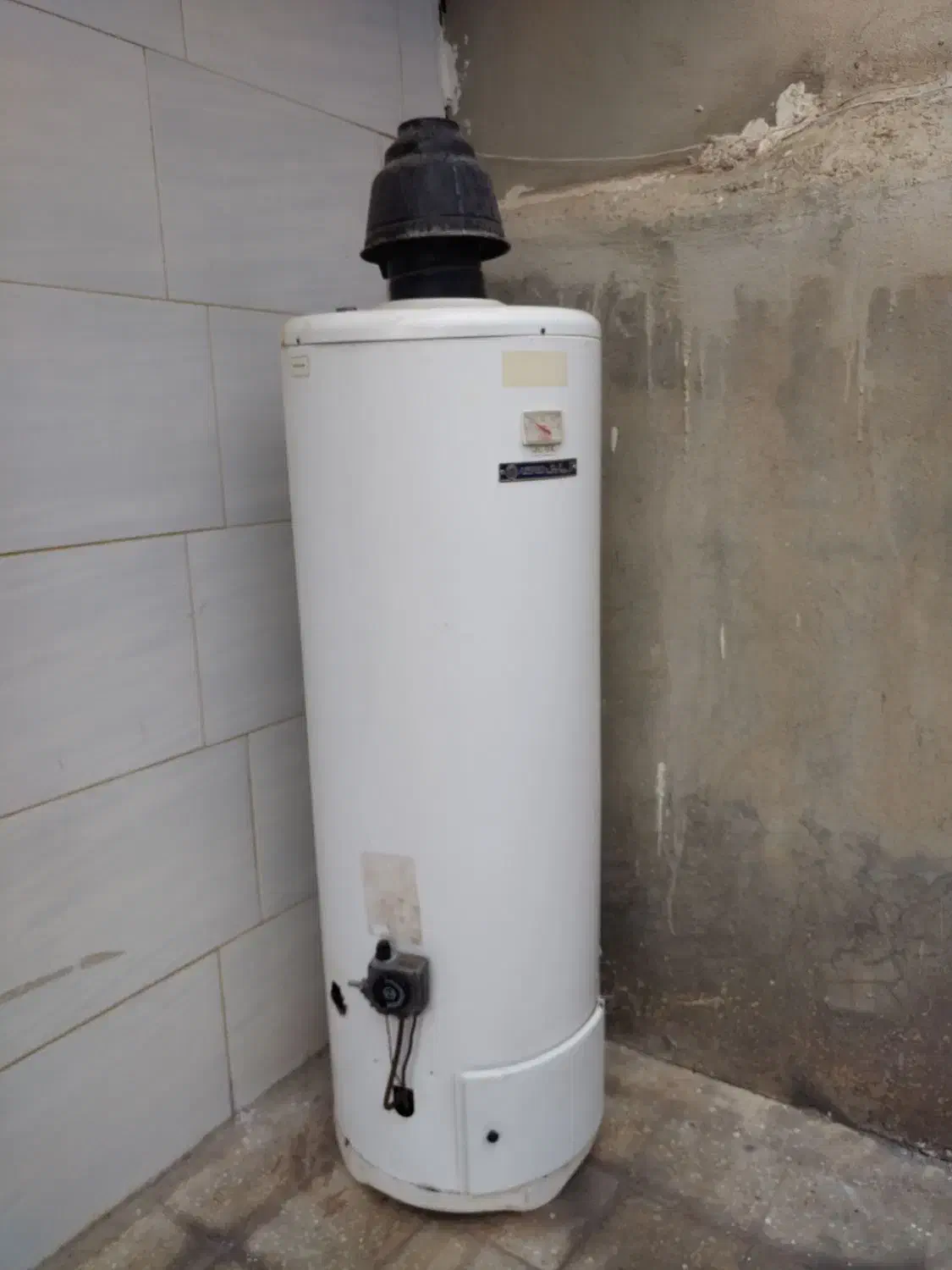 آبگرمکن زمینی|آبگرمکن، پکیج، شوفاژ|نهاوند, |دیوار