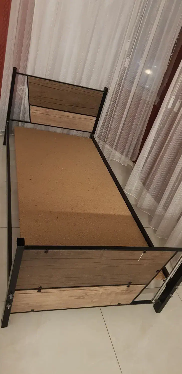 تخت تکنفره|تخت و سرویس خواب|طرقبه, |دیوار