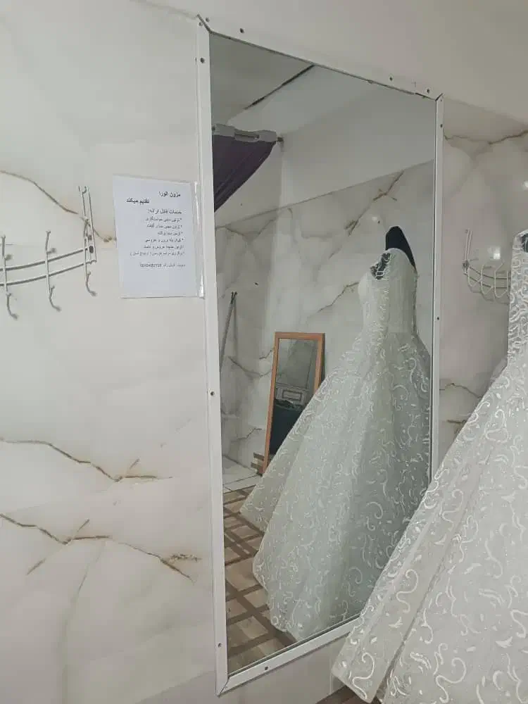 فروش ویژه و فوری میز و کمد و لباس|فروشگاه و مغازه|مشهد, توس (بلوار توس)|دیوار