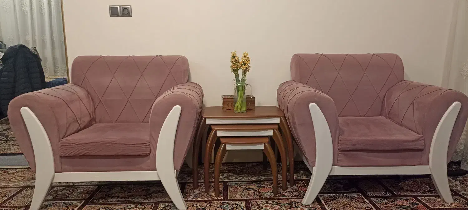 مبل هفت نفره|مبلمان خانگی و میز عسلی|قم, باغ شازده|دیوار