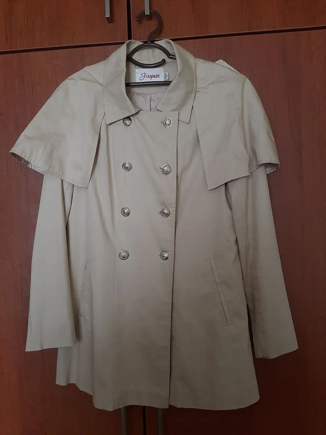 بارونی|لباس|رشت, دیلمان|دیوار