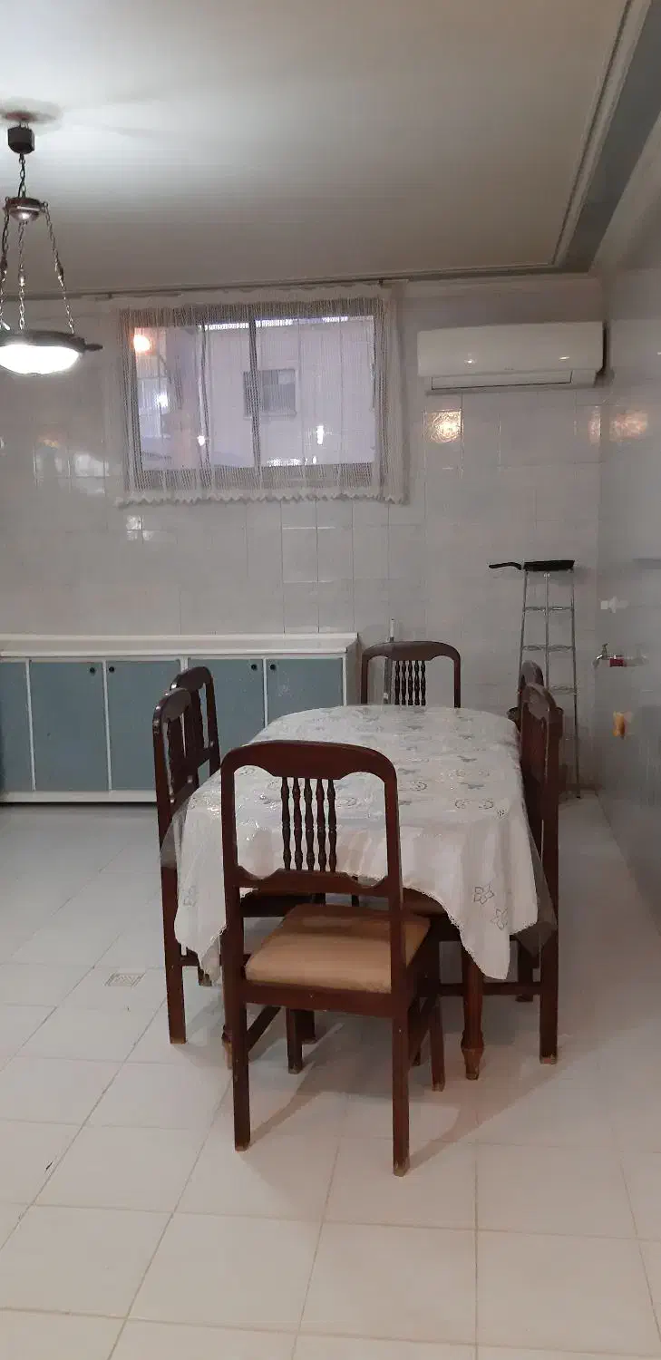 اجازه روزانه سوییت اتاق اپارتمان میدان نقش جهان|اجارهٔ کوتاه‌مدت آپارتمان و سوئیت|اصفهان, نقش جهان|دیوار