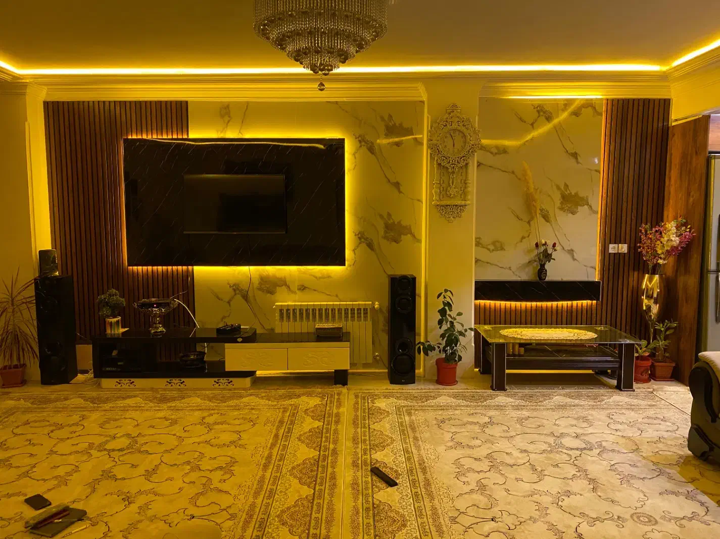 شاگرد کناف ماهر و نیمه ماهر و نصاب|استخدام معماری، عمران و ساختمانی|پردیس, فاز ۲|دیوار