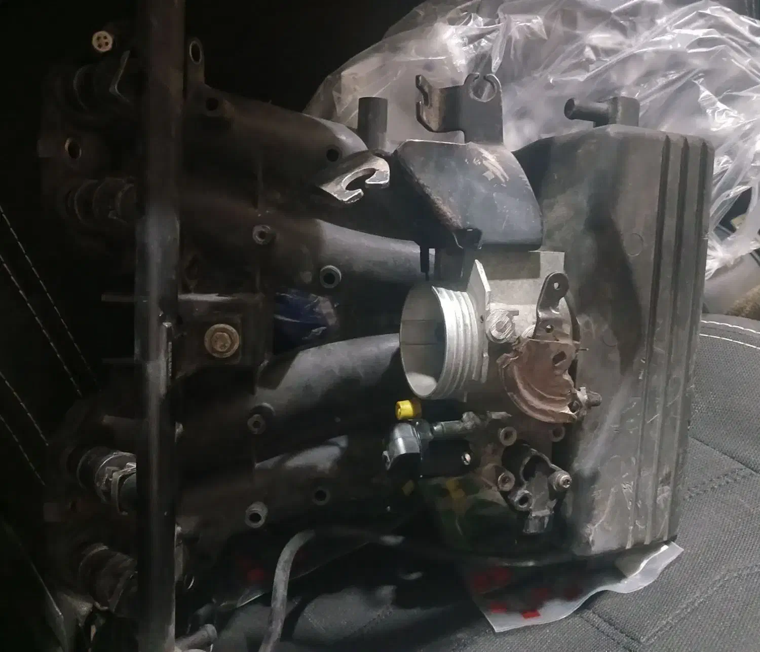 سرسیلندر شمع کج اروپایی منیفولد شمع کج اروپایی|قطعات یدکی و لوازم جانبی|کرمانشاه, |دیوار