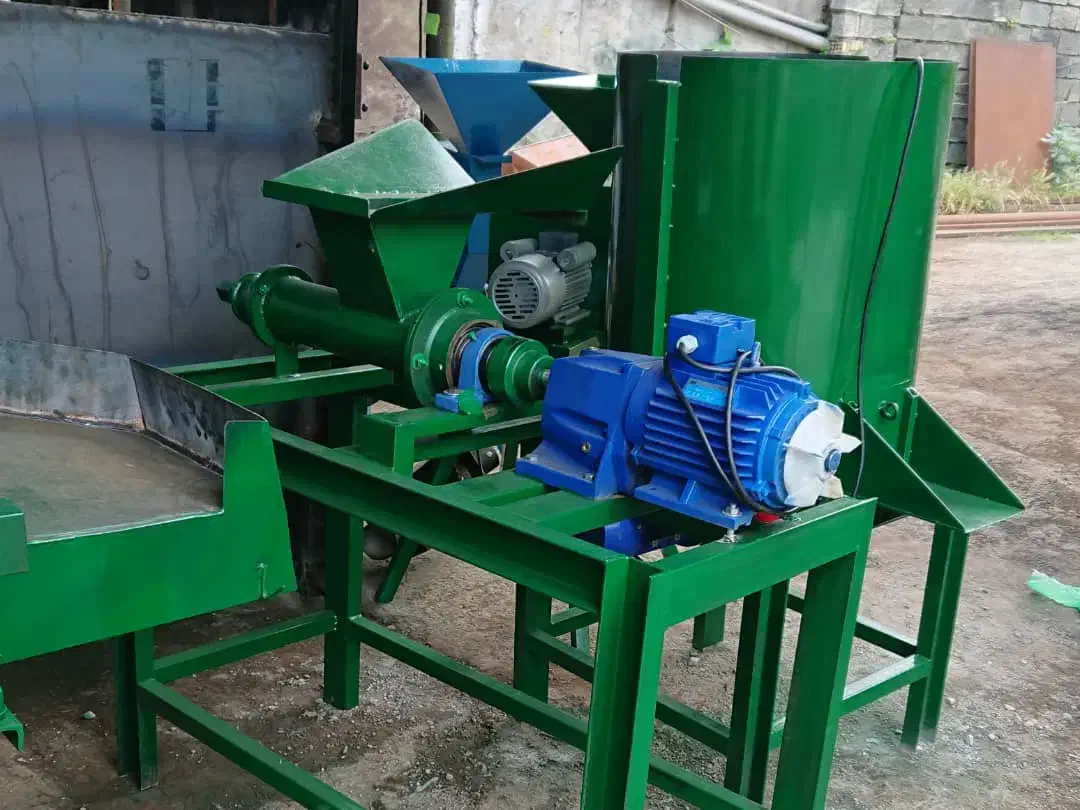 فروش خط کامل ذغال فشرده پرسی|ماشین‌آلات صنعتی|لاهیجان, امیرشهید|دیوار