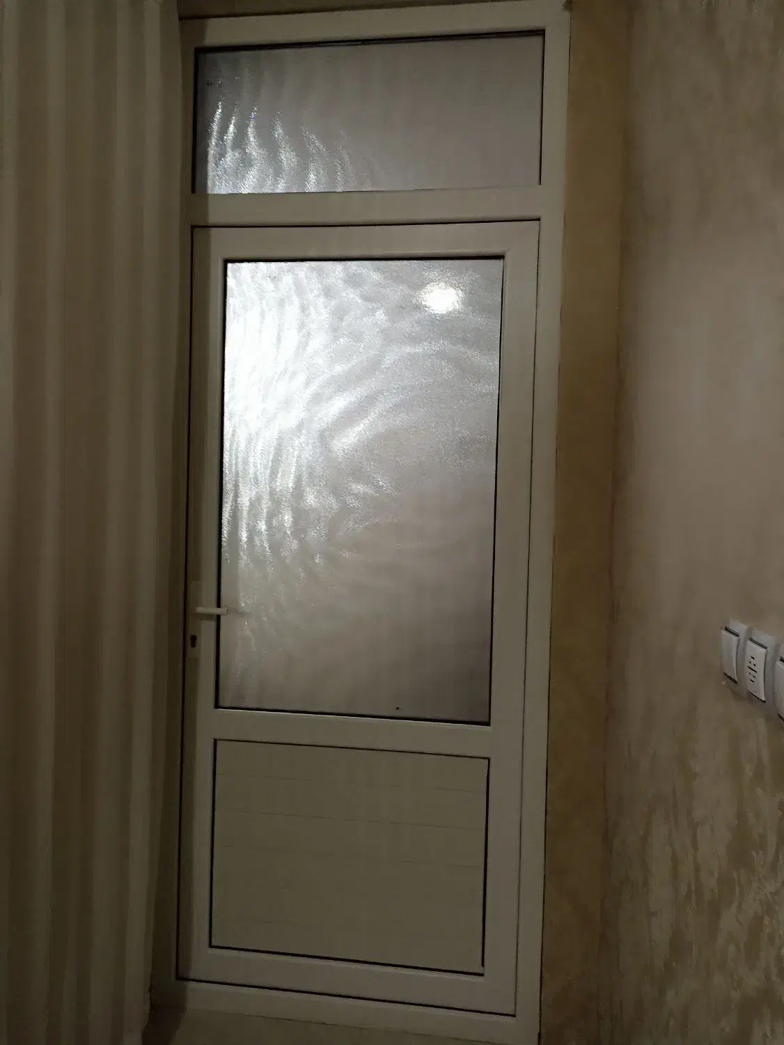 به یک شاگرد برا کارگاه درب و پنجره UPVC نیازمندم|استخدام صنعتی، فنی، مهندسی|سنندج, |دیوار