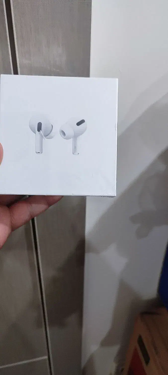 ساعت معاوضه با پرنده گیرینچیک ، قناری ، برزیلی|ساعت|هشتگرد, شهرک بعثت|دیوار