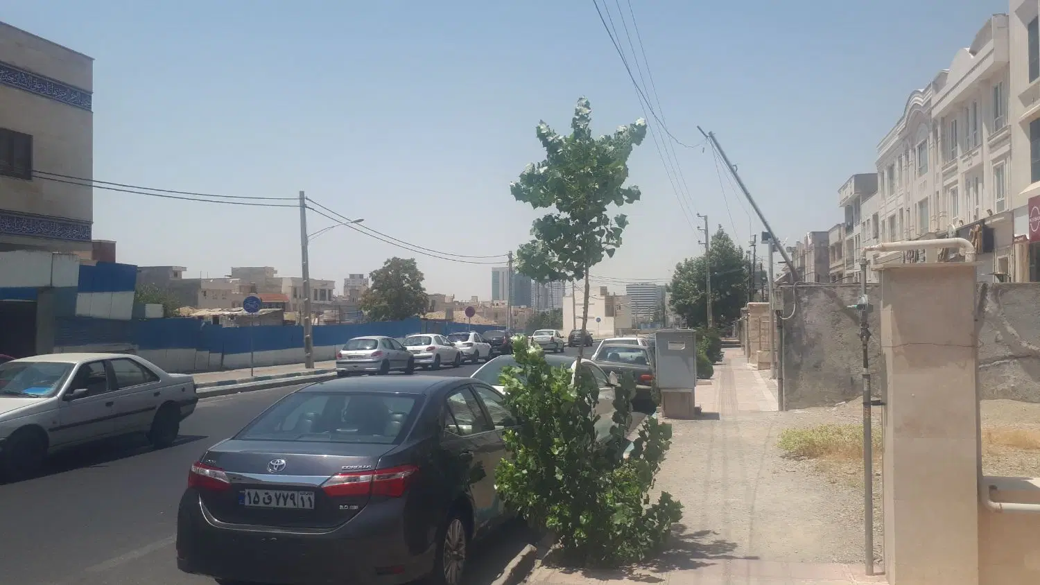 نمایشگاه ماشین کفی ۱۷۰متر بالکن ۵۰متر|اجارهٔ مغازه و غرفه|تهران, گلستان (شهرک راه آهن)|دیوار