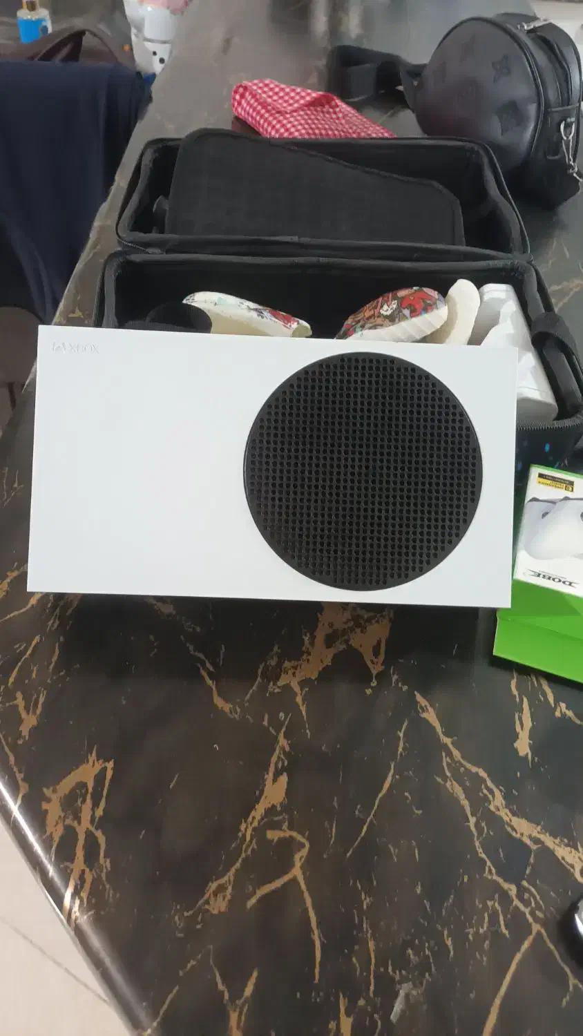 Xbox seri S کاملا نو با دو دسته نو بدون کارکرد|کنسول، بازی ویدئویی و آنلاین|قائم‌شهر, |دیوار