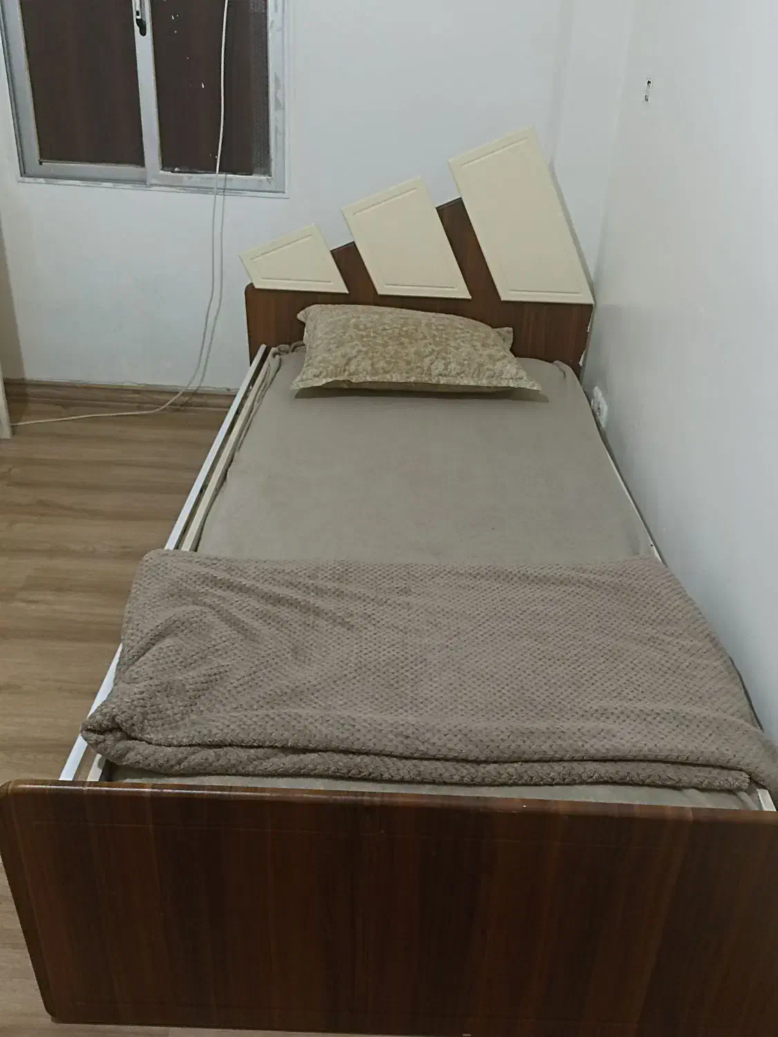 تخت کودک و نوجوان|تخت و سرویس خواب|جم, |دیوار