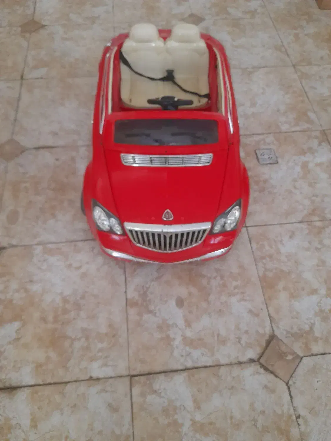 ماشین شارژی|اسباب‌بازی بچه|نجف‌آباد, منتظری شمالی|دیوار