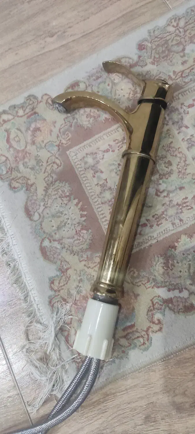 شیرآلات طلایی روشویی و ظرفشویی لوکس|لوازم سرویس بهداشتی|رضوانشهر, |دیوار