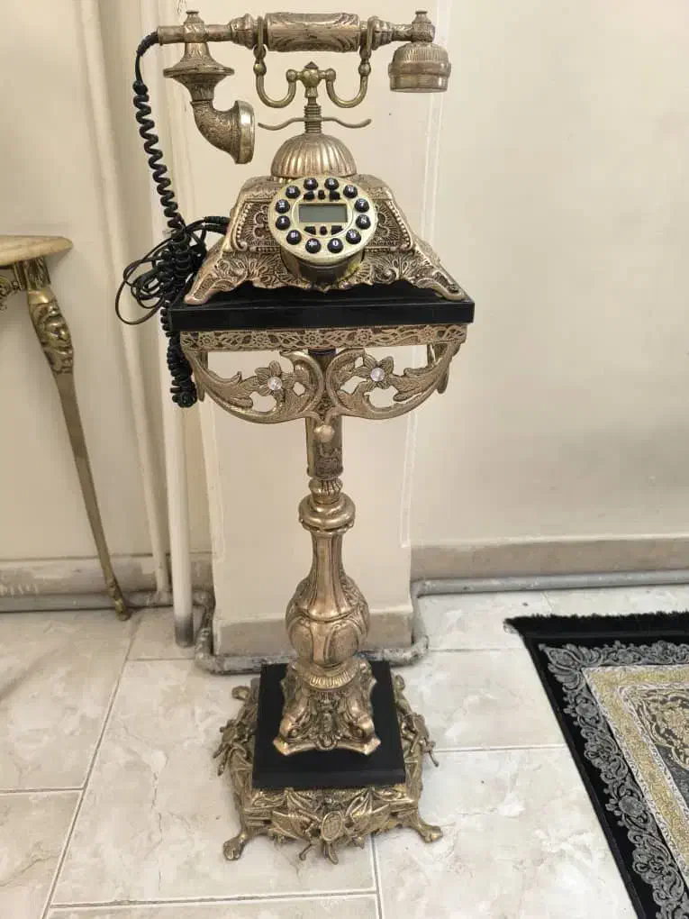 تلفن ایستاده برنز برنزی برنجی|تلفن رومیزی|تهران, فلاح|دیوار