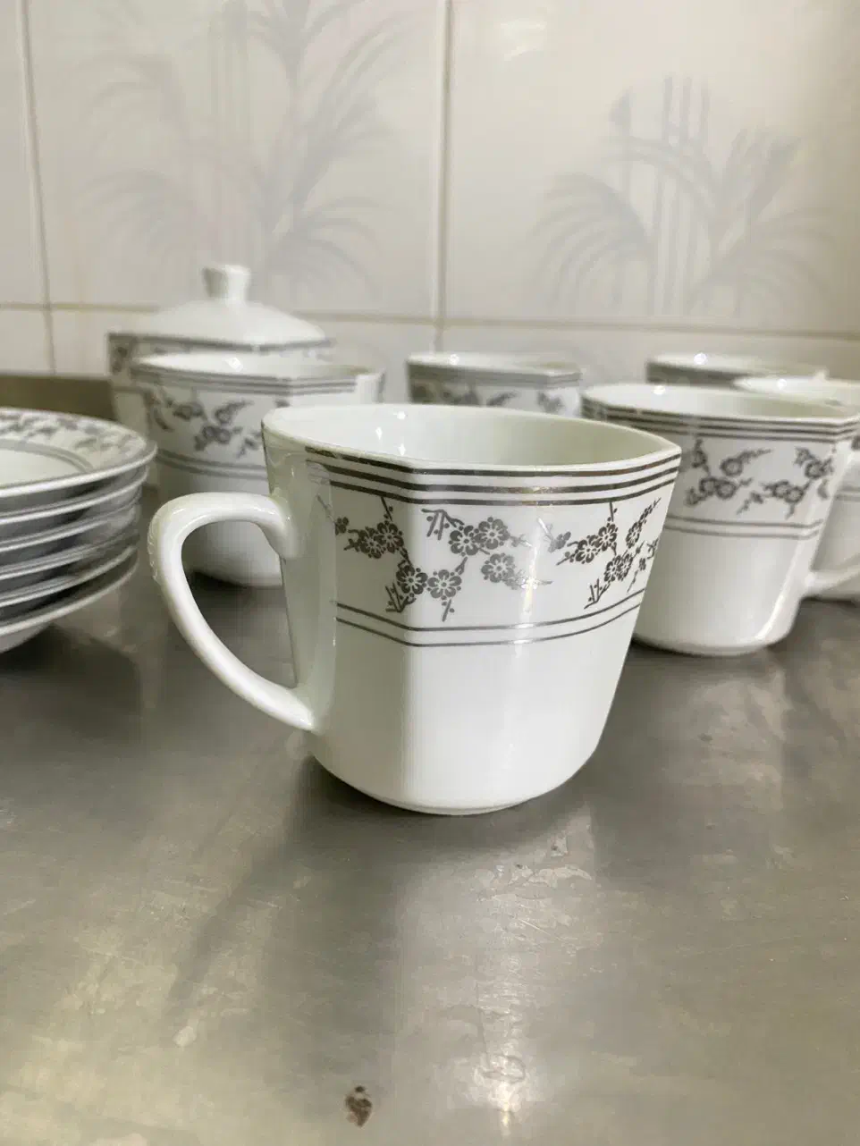 فنجون چای‌خوری|ظروف سرو و پذیرایی|فسا, |دیوار