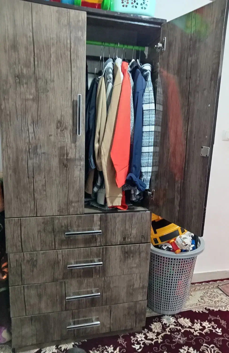 کمد چهار کشو با رخت اویز|جاکفشی، کمد، دراور|سنندج, |دیوار