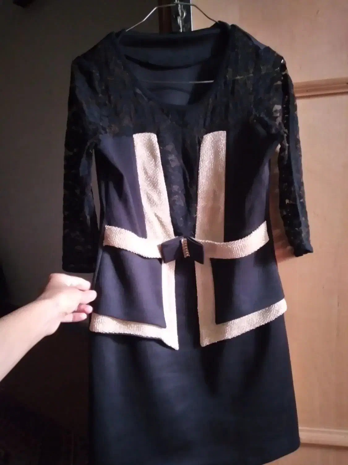 مجلسی|لباس|بروجرد, |دیوار