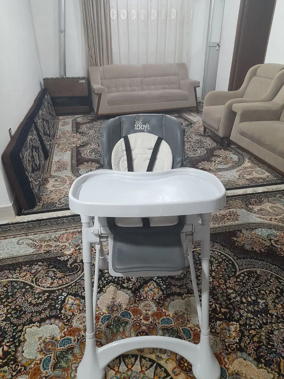 صندلی غذای کودک دست دوم تمیز|تخت و صندلی بچه|قائم‌شهر, |دیوار