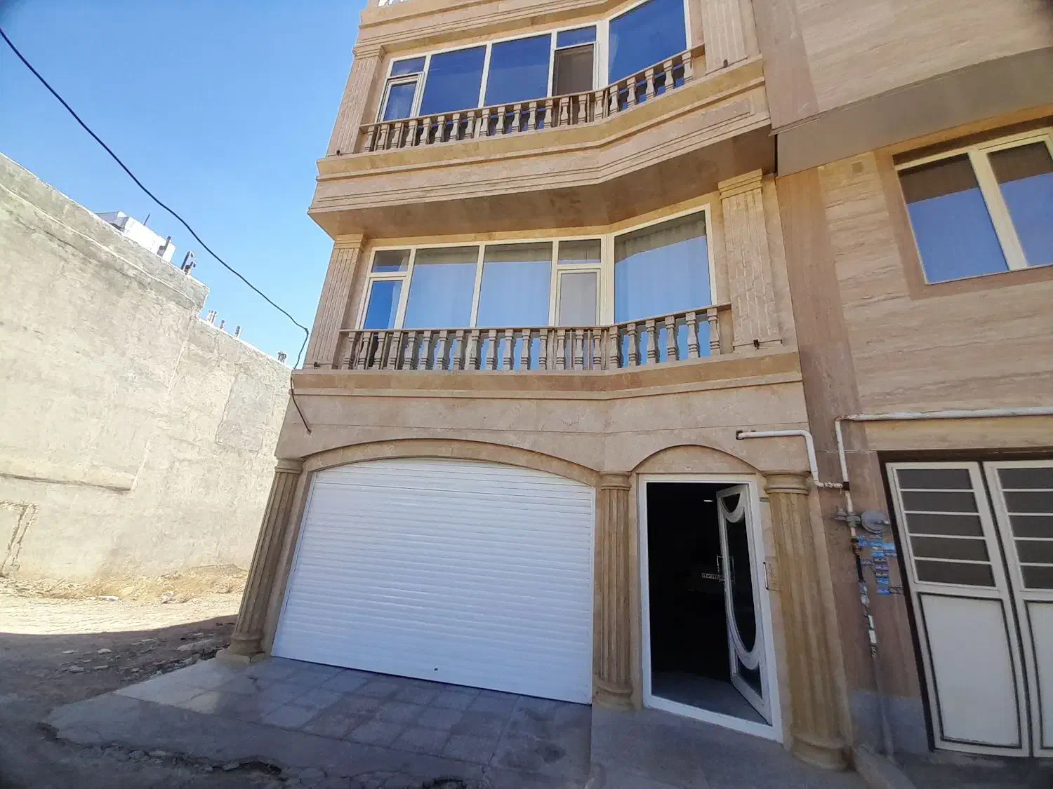 صدرا/۱خواب/۳واحدی/نوساز|فروش آپارتمان|صدرا-فارس, فاز ۱|دیوار