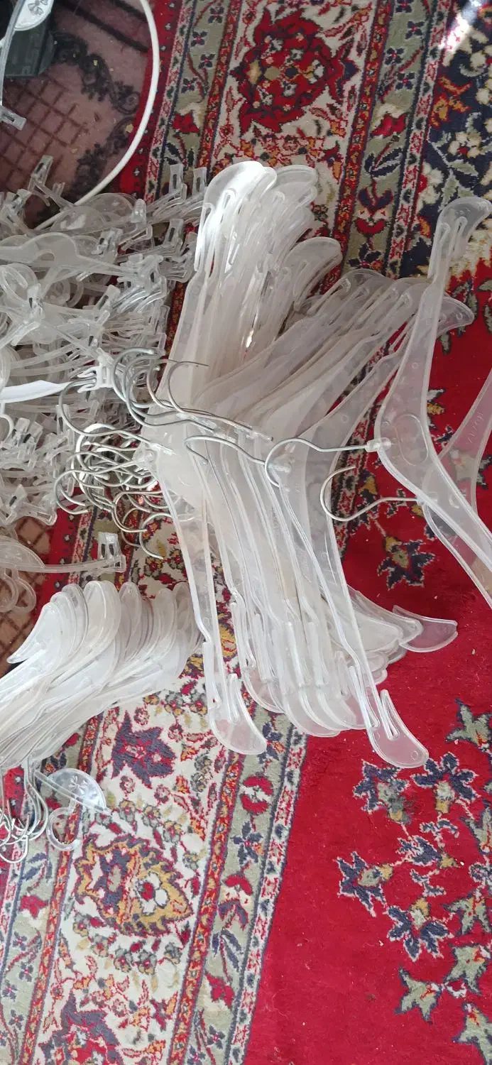 استند آویز لباس روسری|فروشگاه و مغازه|خمینی‌شهر, |دیوار