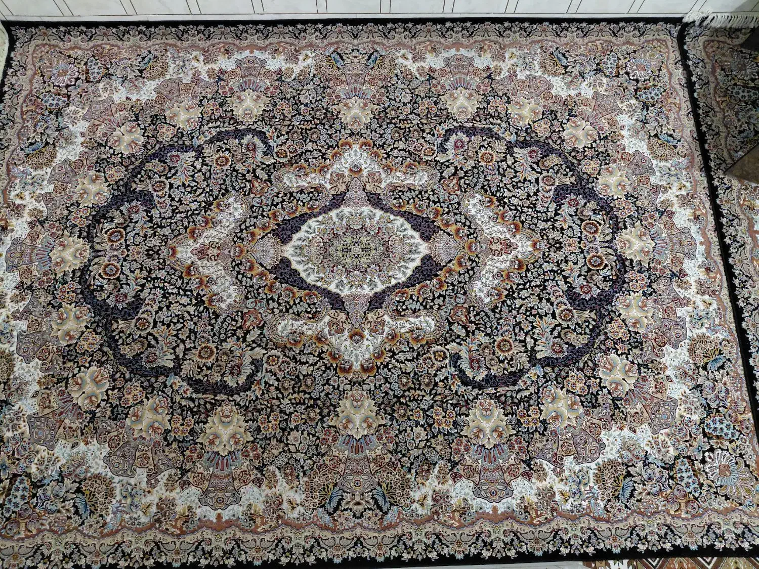 فرش 9 متری|فرش|خرم‌آباد, |دیوار