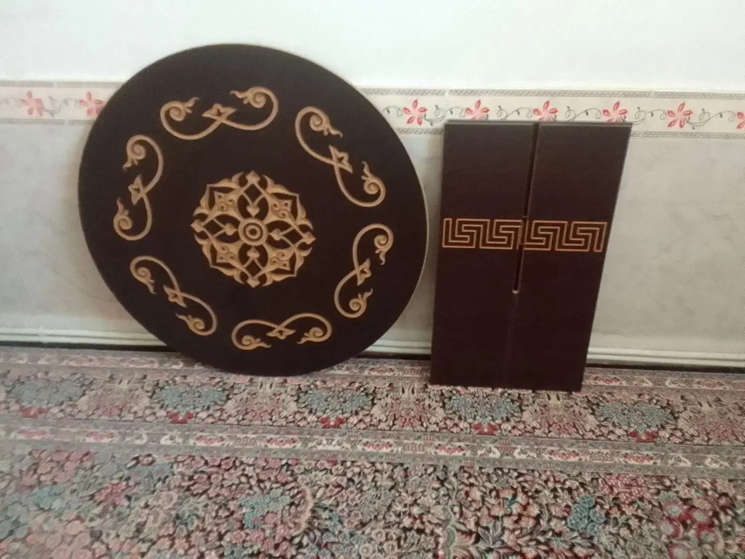 میز گرد|میز و صندلی غذاخوری|بروجرد, |دیوار