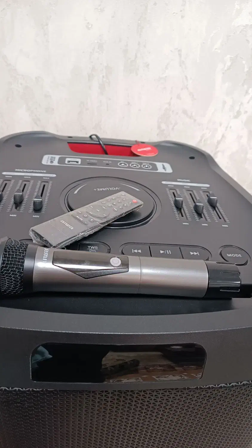 اسپیکر aiwa|سیستم صوتی خانگی|اهواز, فاز ۲ پادادشهر|دیوار