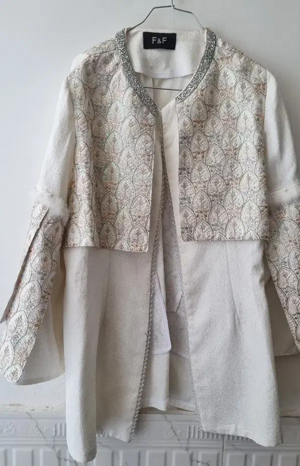 مانتا|لباس|خرم‌آباد, |دیوار