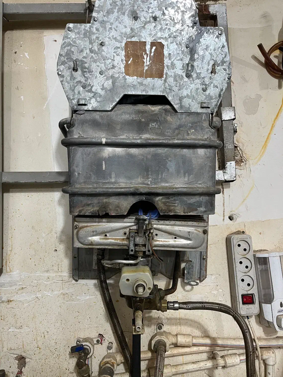 ابگرمکن بوتان|آبگرمکن، پکیج، شوفاژ|مشکین‌دشت, |دیوار