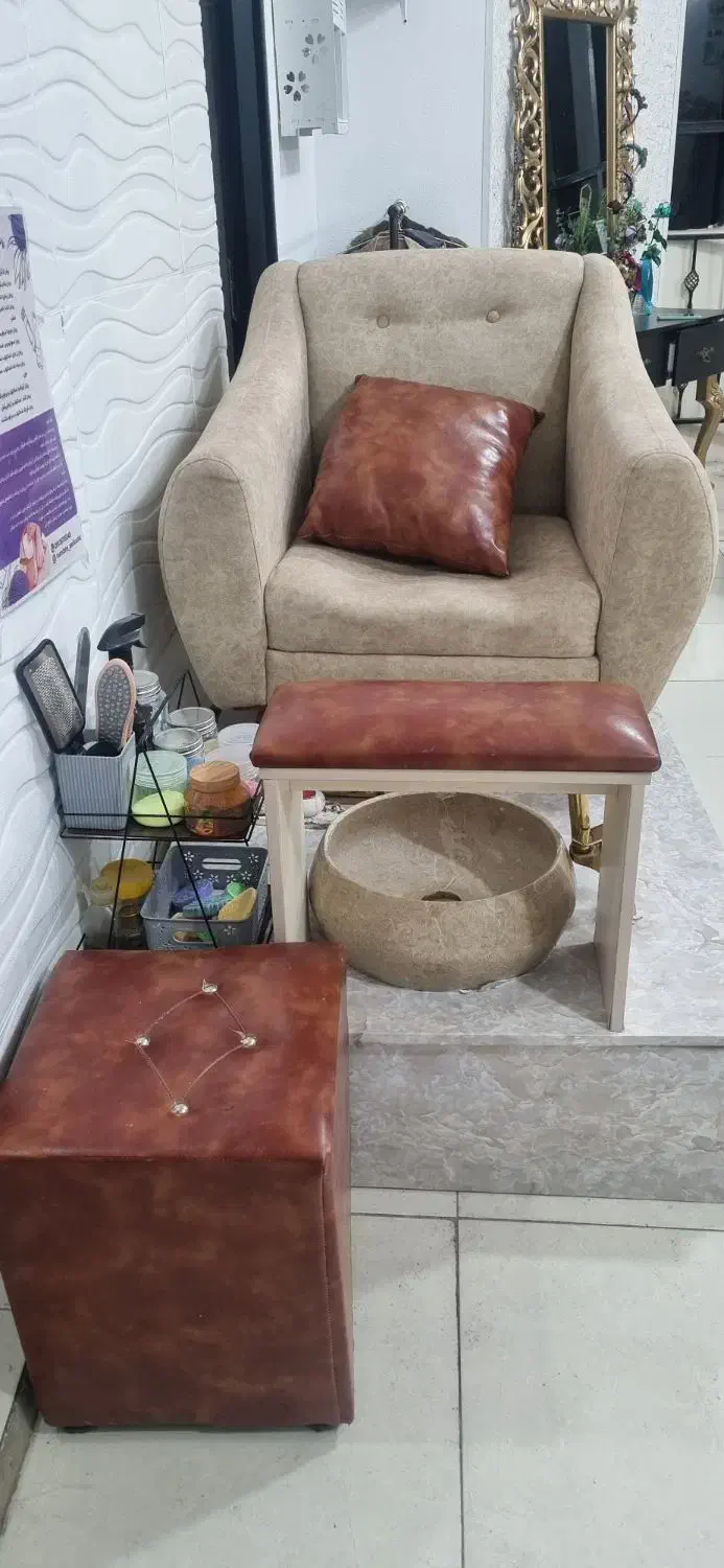 فروش صندلی پدیکور|آرایشگاه و سالنهای زیبایی|شاهینشهر, فردوسی|دیوار