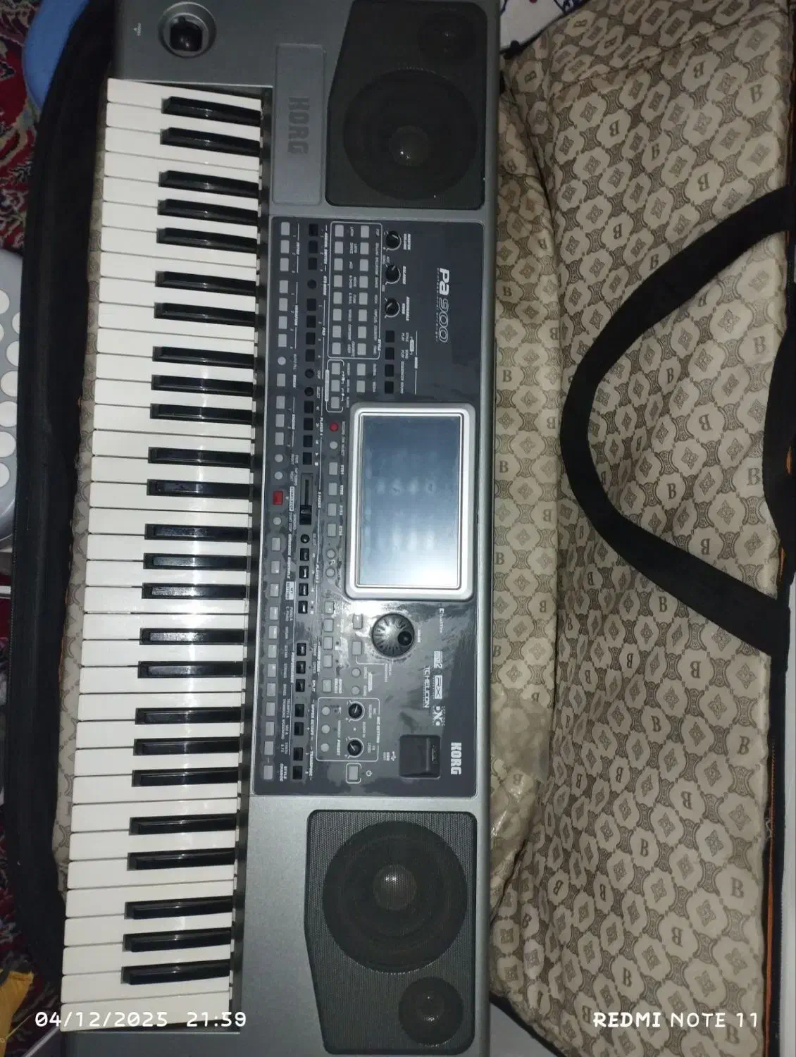 فروش ارگ پی آ900درحدنوبسیارتمیز|پیانو، کیبورد، آکاردئون|اسفرورین, |دیوار